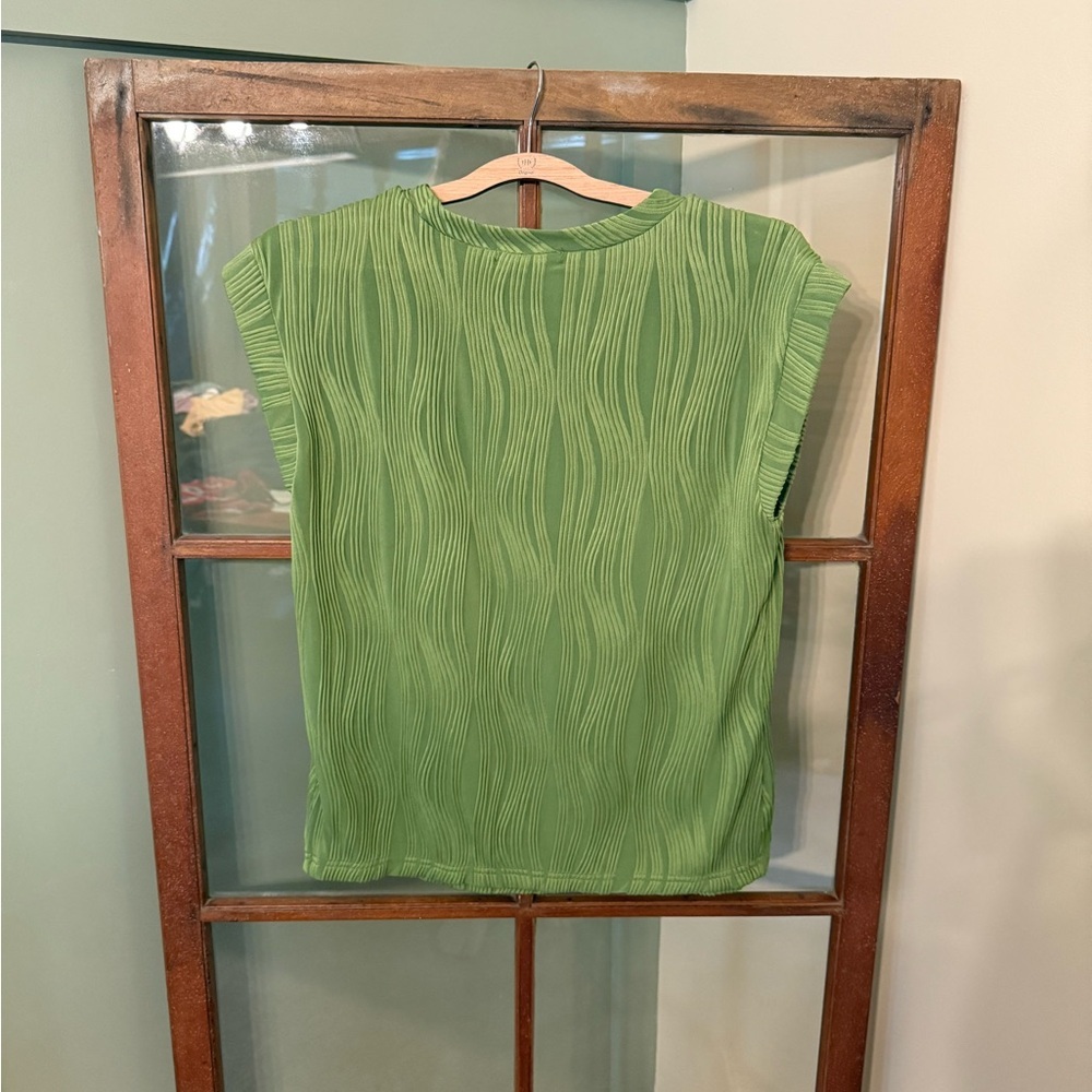 Green Ribbed Boxy Short Sleeve Tee - Picture 3 of 3